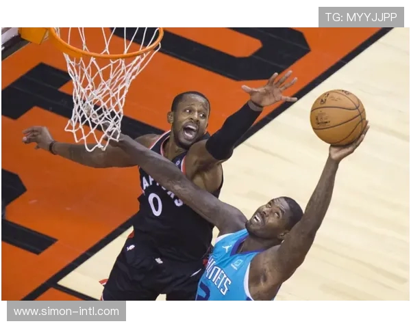 猛龙鏖战黄蜂全场激烈对攻双方年轻核心爆发上演精彩对决