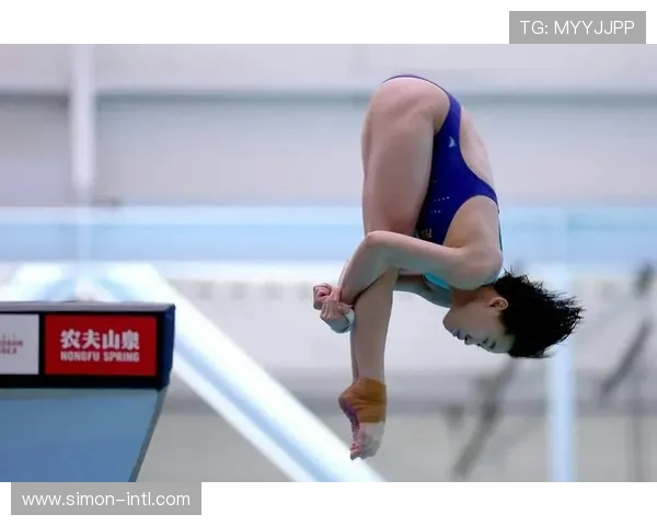 跳水运动的技巧与挑战：从入门到顶尖选手的成长之路