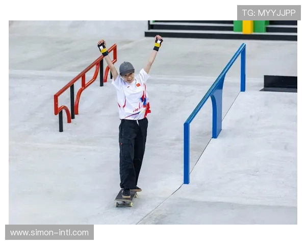 上海滑板队在世界滑板锦标赛中以90分领先其他队伍展现强大实力