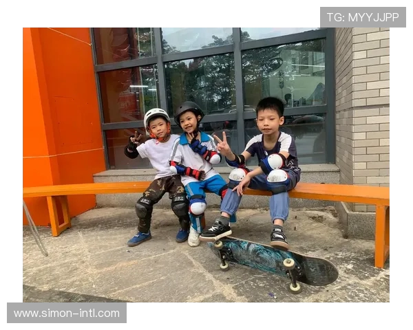 南京滑板队灵活性变革引发热议探索滑板运动的新未来