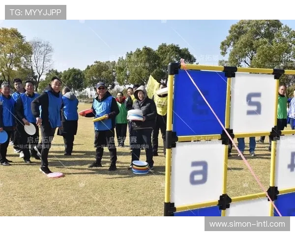 南京飞盘队的蜕变之旅：从业余爱好到极限运动联赛的崭露头角
